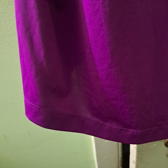 Cutter & Buck T-Shirt - Picture 2 of 8